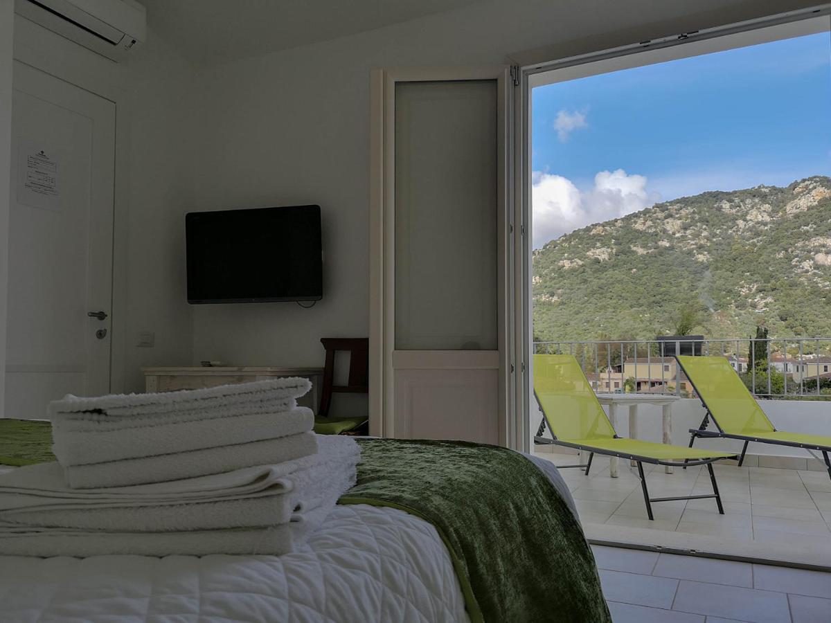 B&B Limone San Teodoro  Exterior photo