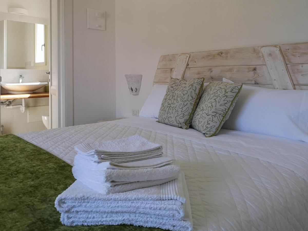B&B Limone San Teodoro  Exterior photo