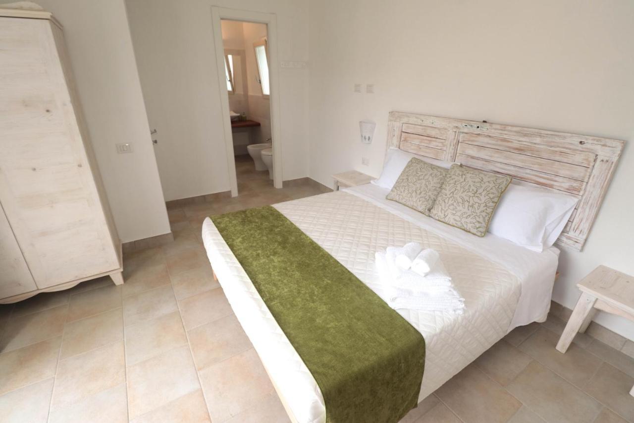 B&B Limone San Teodoro  Exterior photo