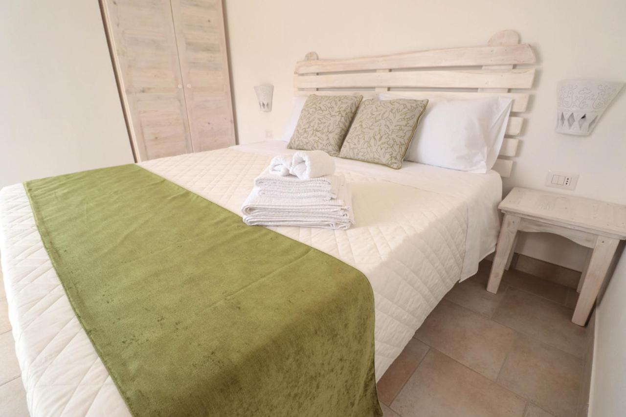 B&B Limone San Teodoro  Exterior photo